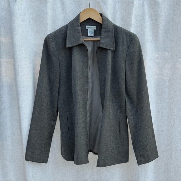 Ann Taylor Wool Blend Jacket (Size 10, Gray Herringbone) - Picture 1 of 2